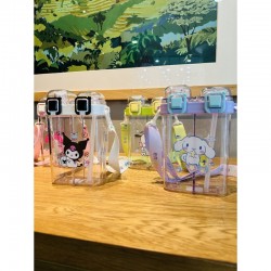 Botol Minum Sanrio Sekat 2in1 - BM033